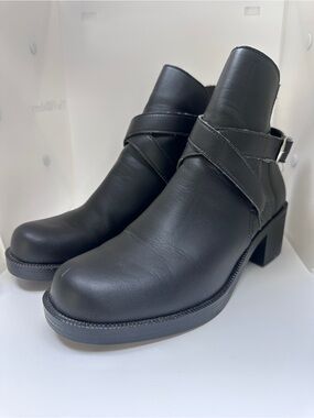 Vegetarian Shoes Chunky Heel Buckle Vegan Boots